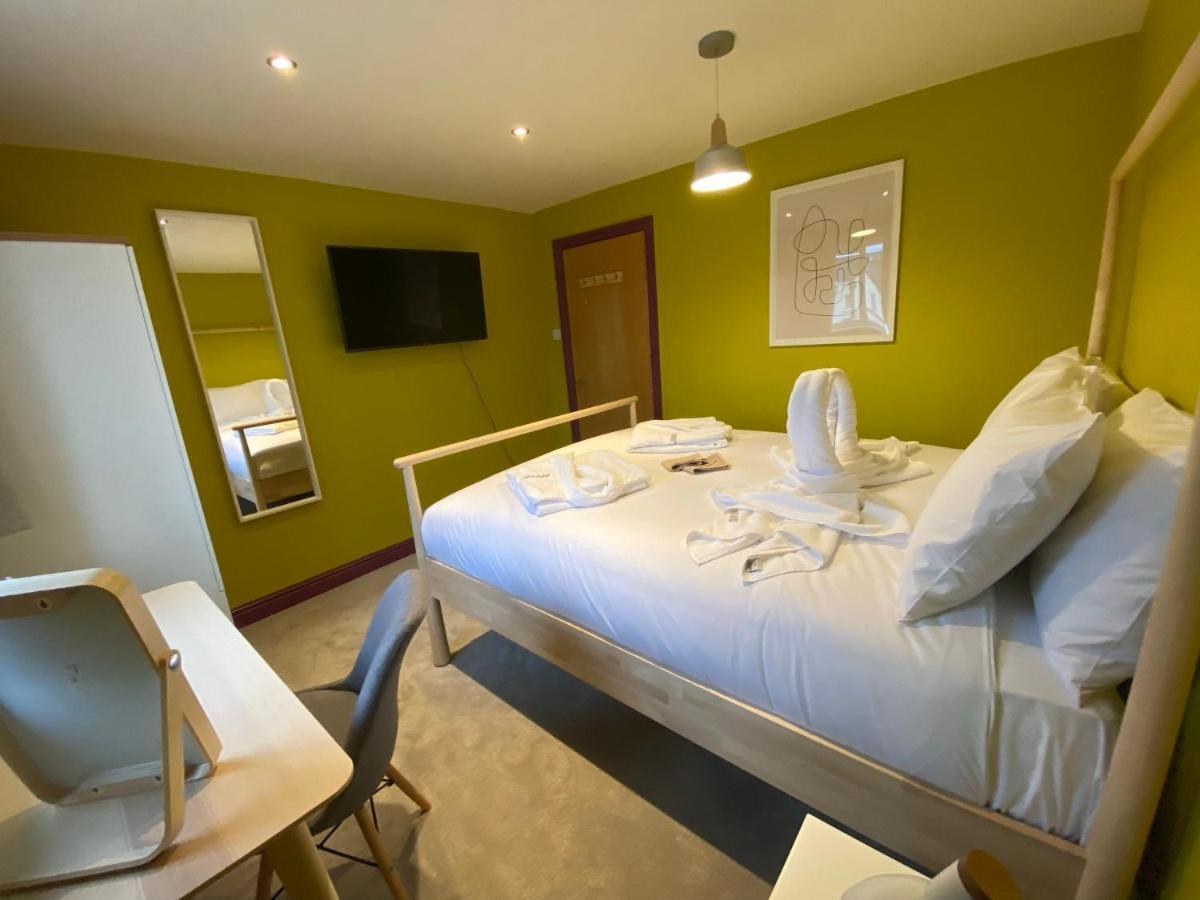 Aaron Wise - 17 Fitzhamon Apartments Кардиф Екстериор снимка