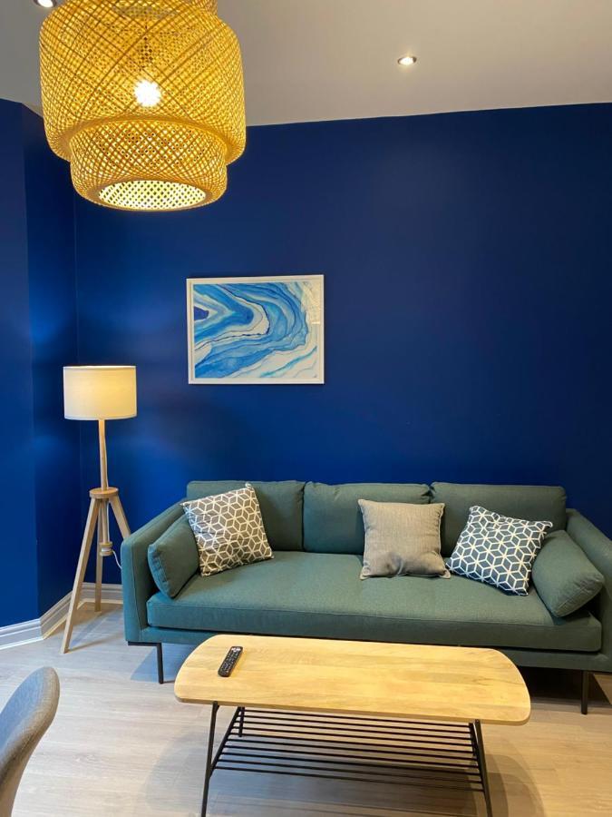 Aaron Wise - 17 Fitzhamon Apartments Кардиф Екстериор снимка